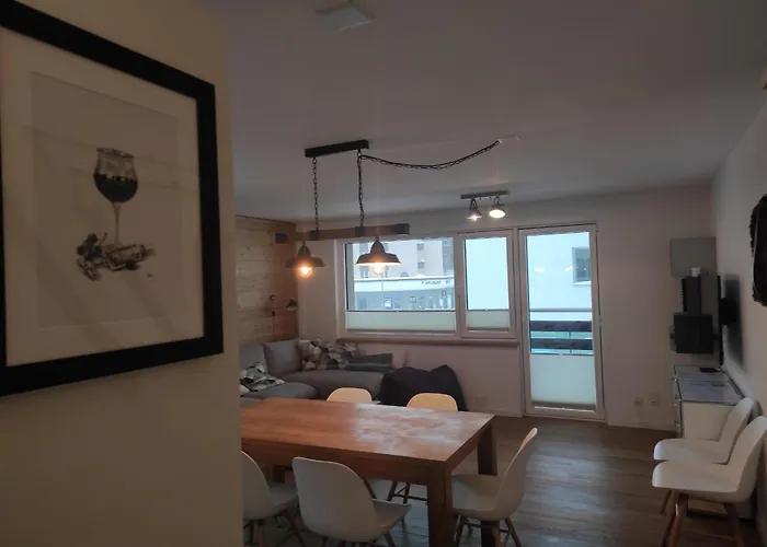 Haus Rhaetikon 1. Og, Links Apartment *